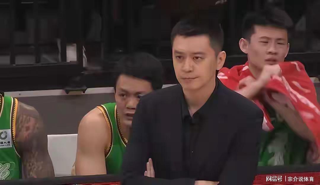 开云体育下载app官网-脸都不要了！辽宁队惨败青岛，三大混子真要淘汰，杨鸣面临下课
